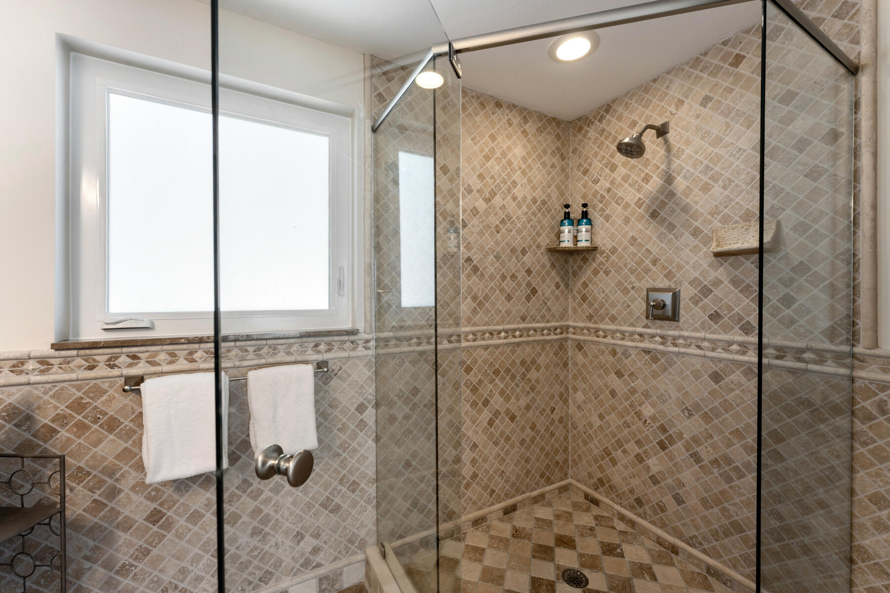 228 W Seaview Circle