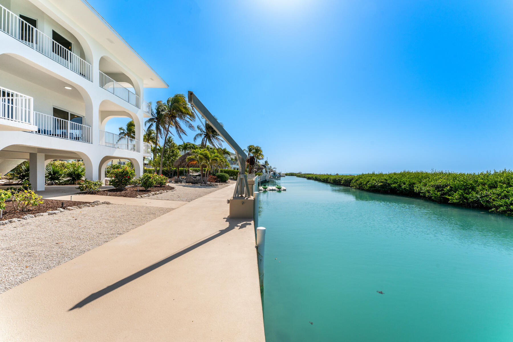 228 W Seaview Circle