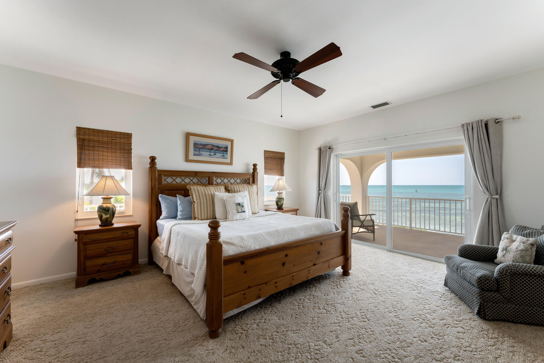 228 W Seaview Circle