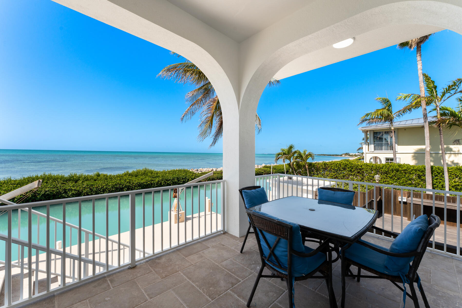 228 W Seaview Circle