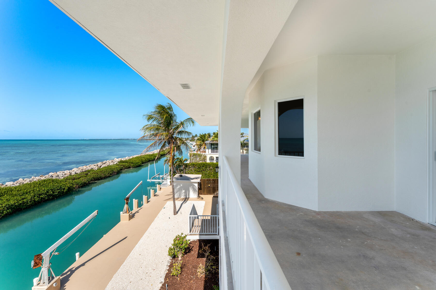 228 W Seaview Circle