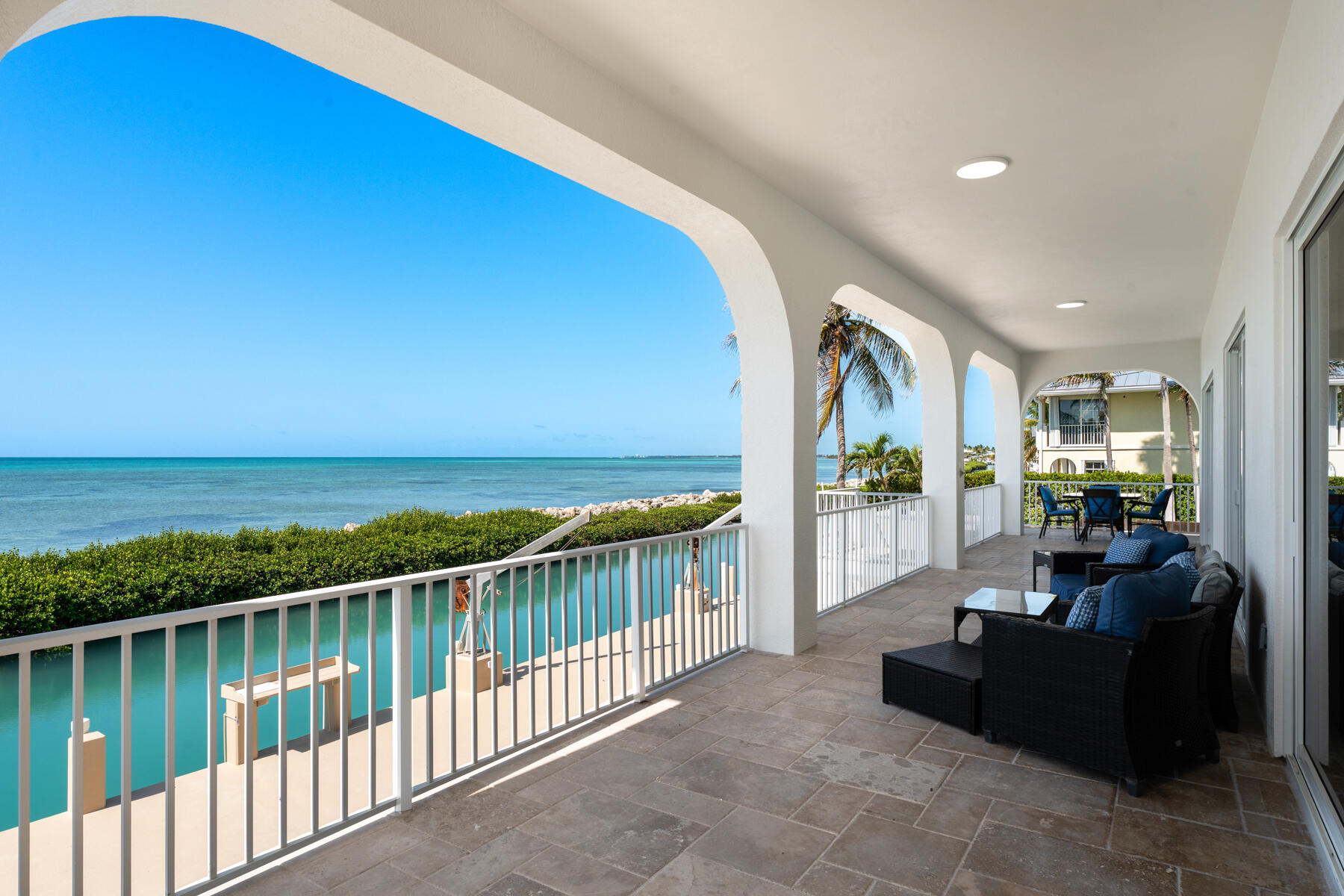 228 W Seaview Circle