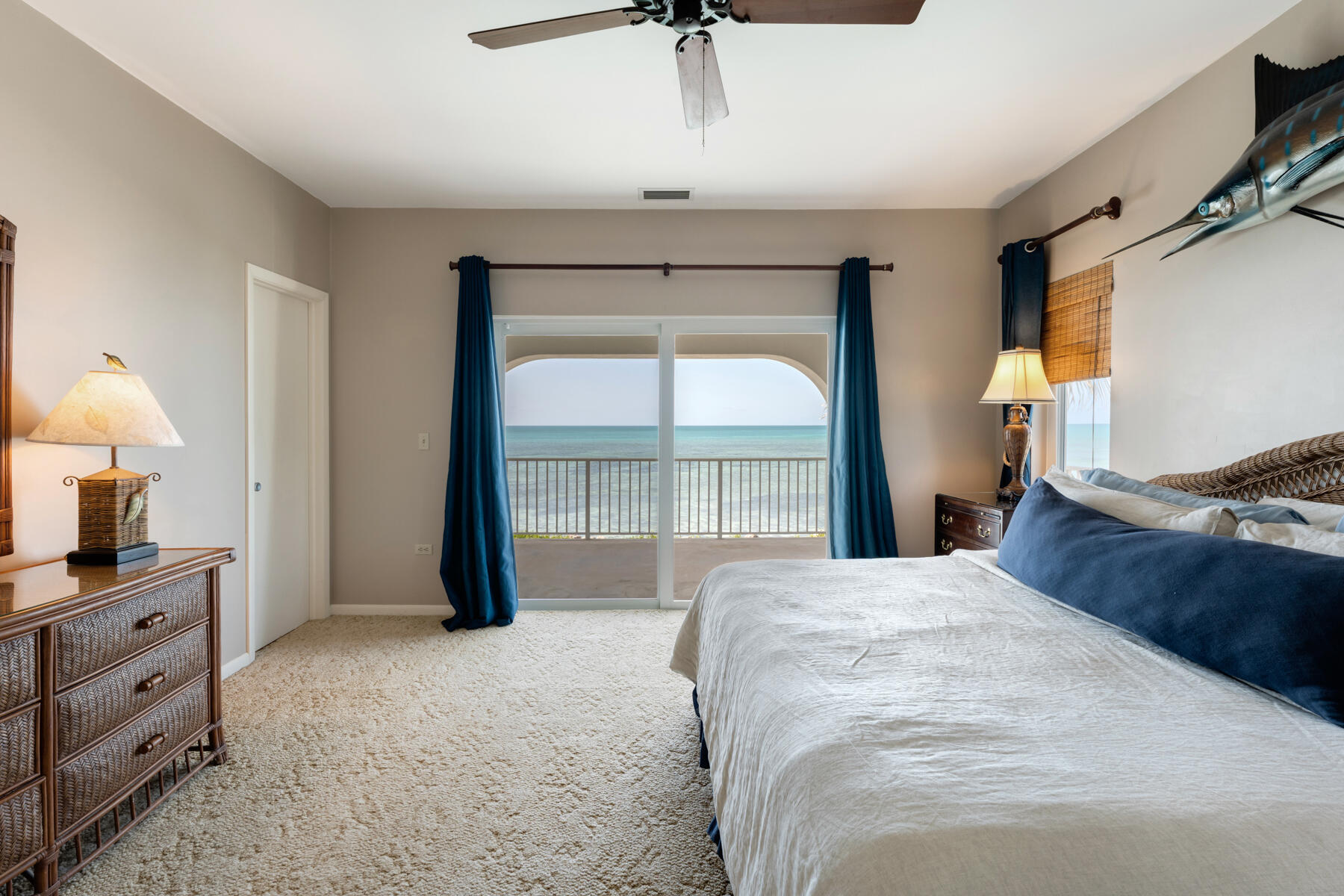 228 W Seaview Circle