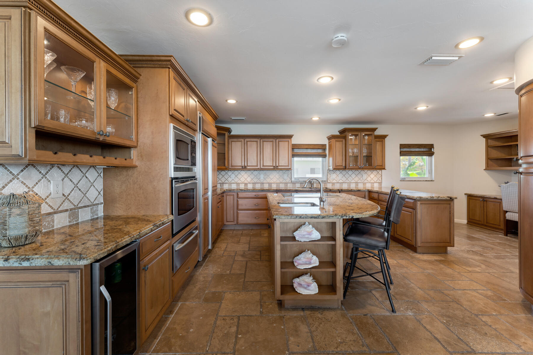 228 W Seaview Circle