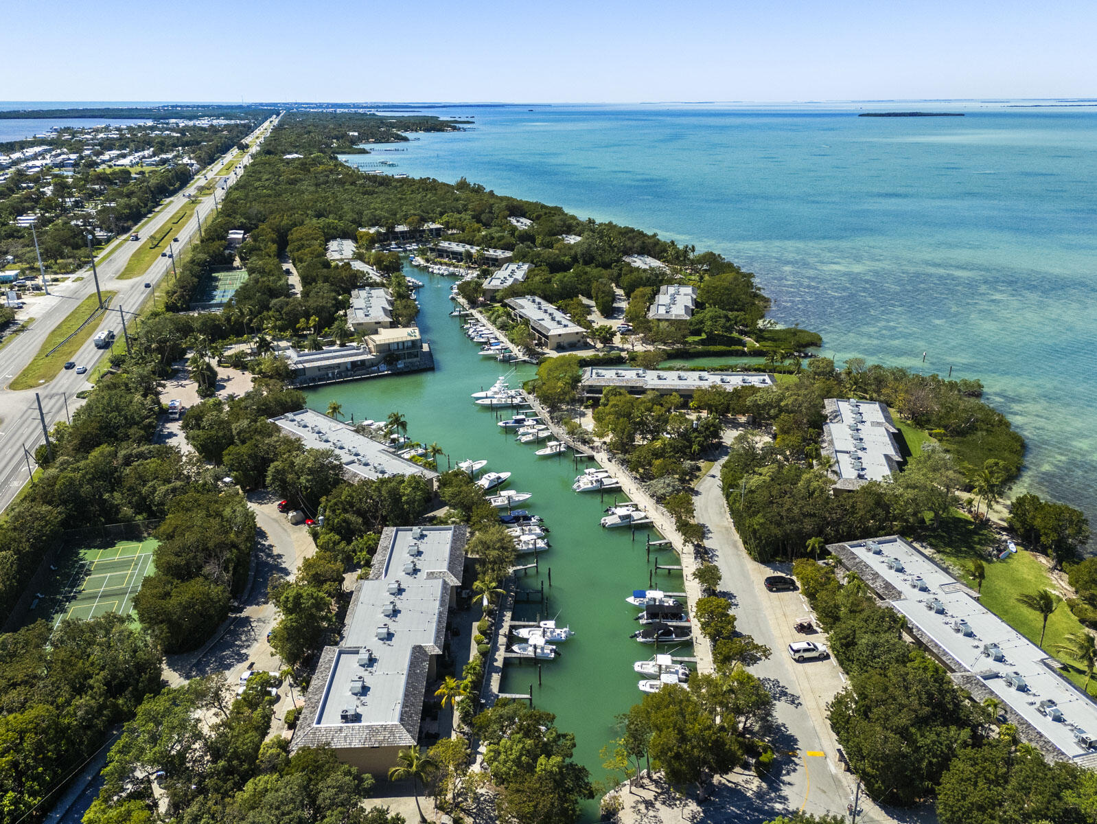 96000 Overseas Highway Unit: S3 29' boat slip