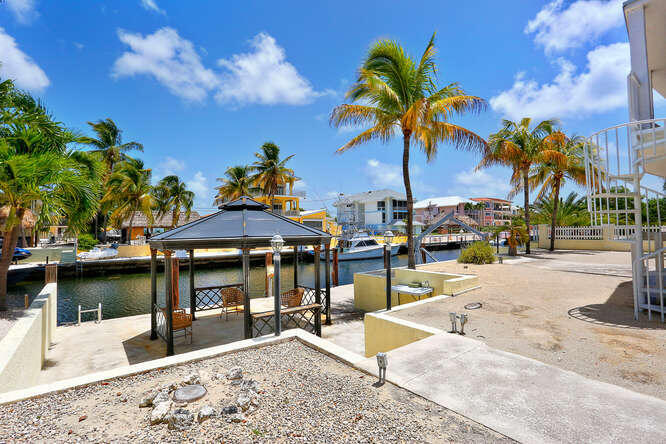 184 Bahama Avenue