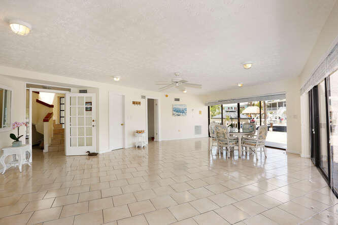 184 Bahama Avenue
