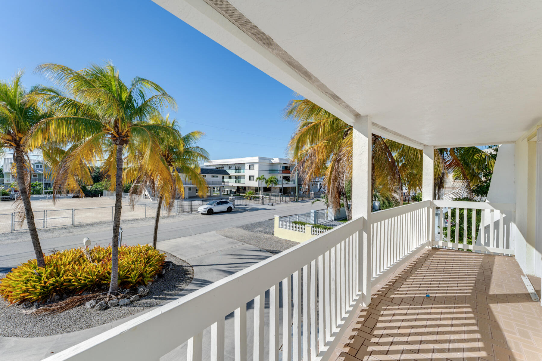184 Bahama Avenue