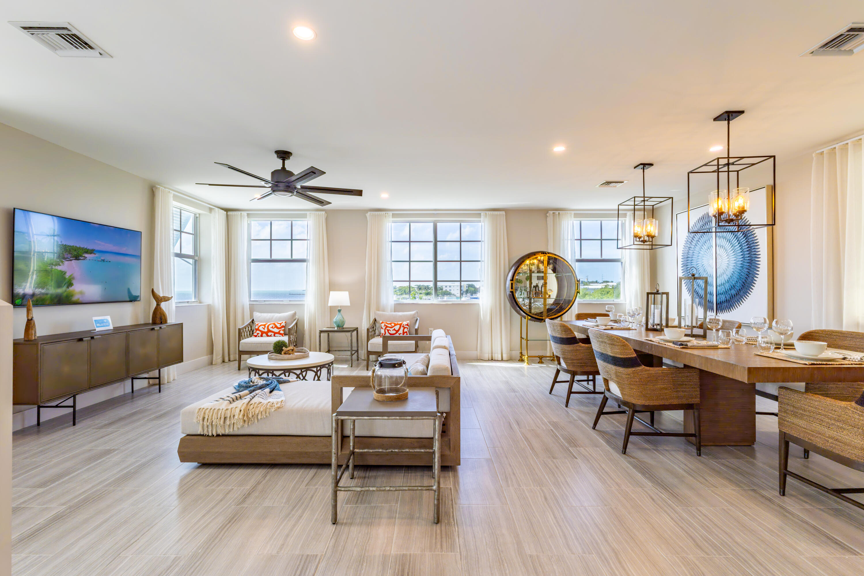 48 E Playa Largo Boulevard