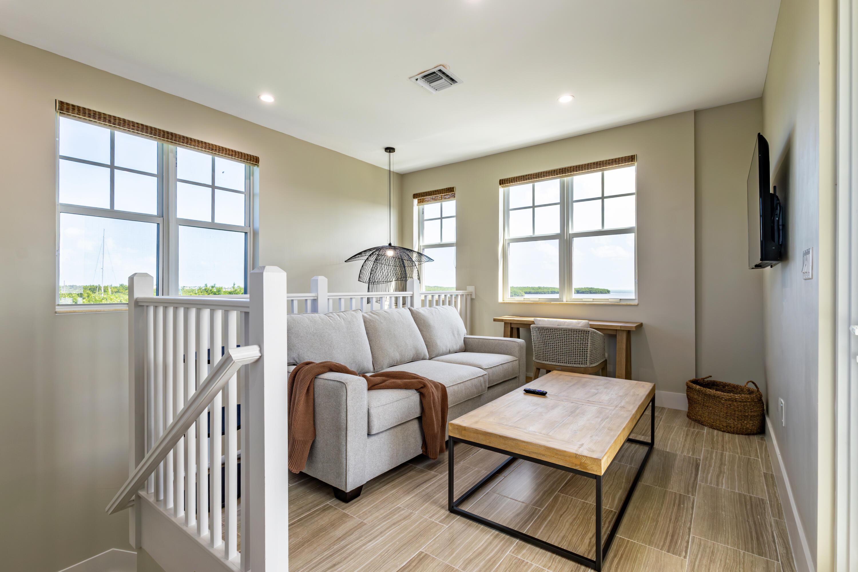 25 E Playa Largo Boulevard