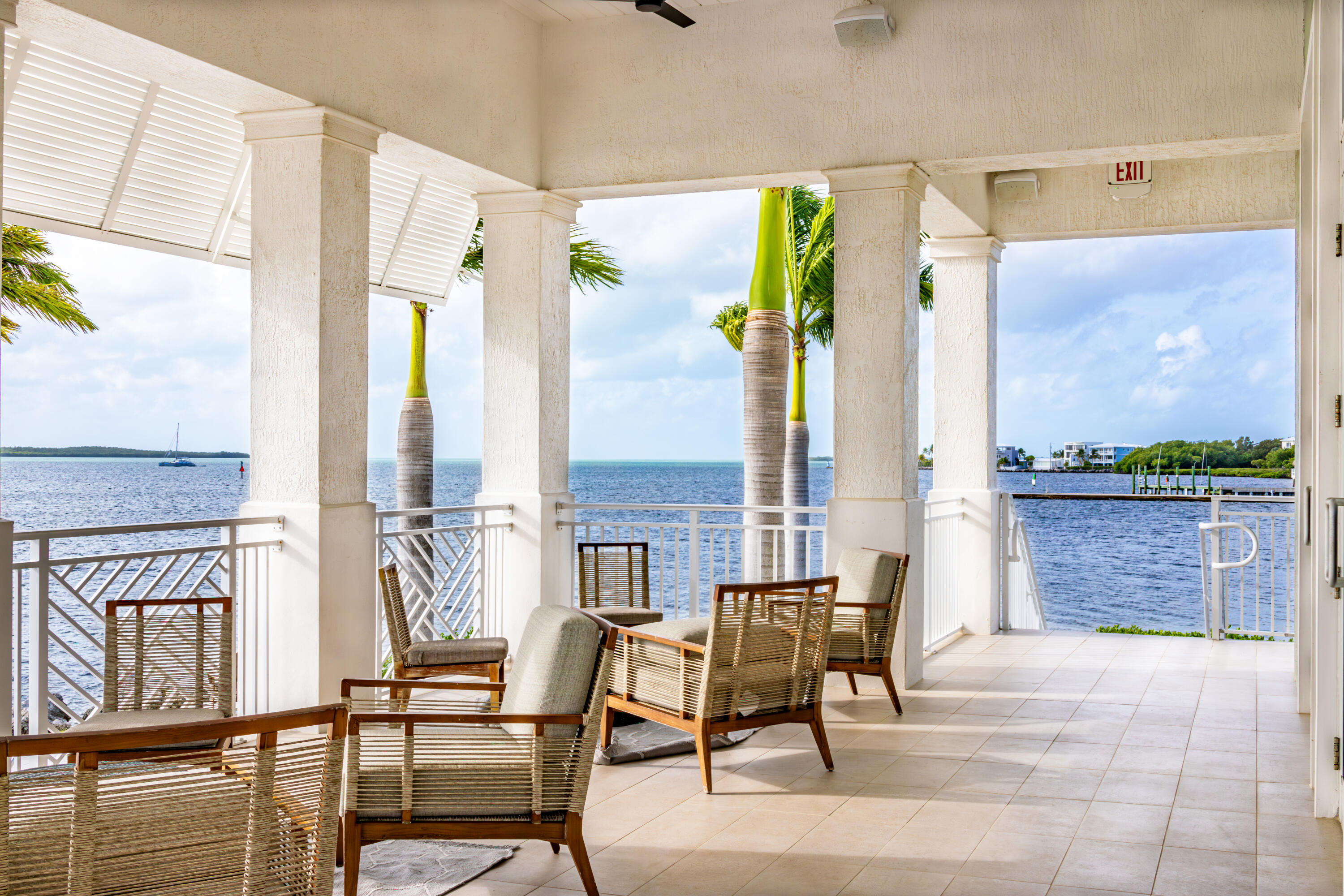 25 E Playa Largo Boulevard
