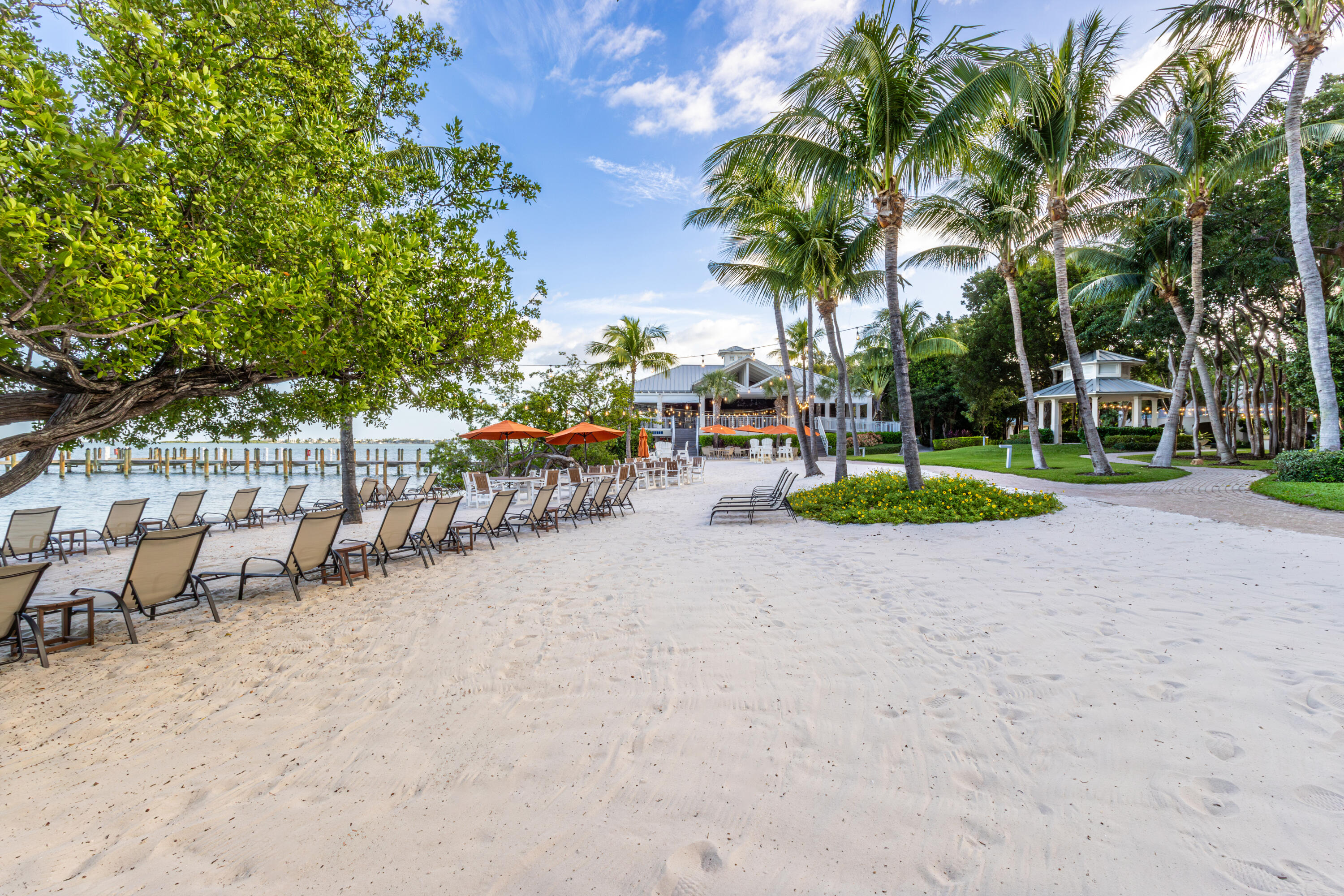 19 W Playa Largo Boulevard