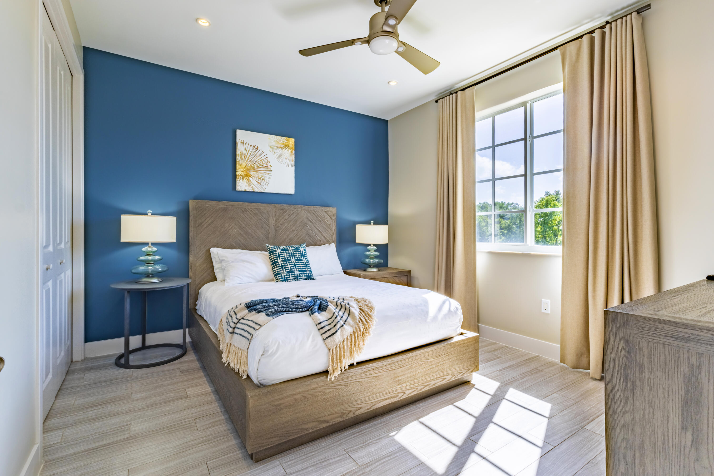 19 W Playa Largo Boulevard