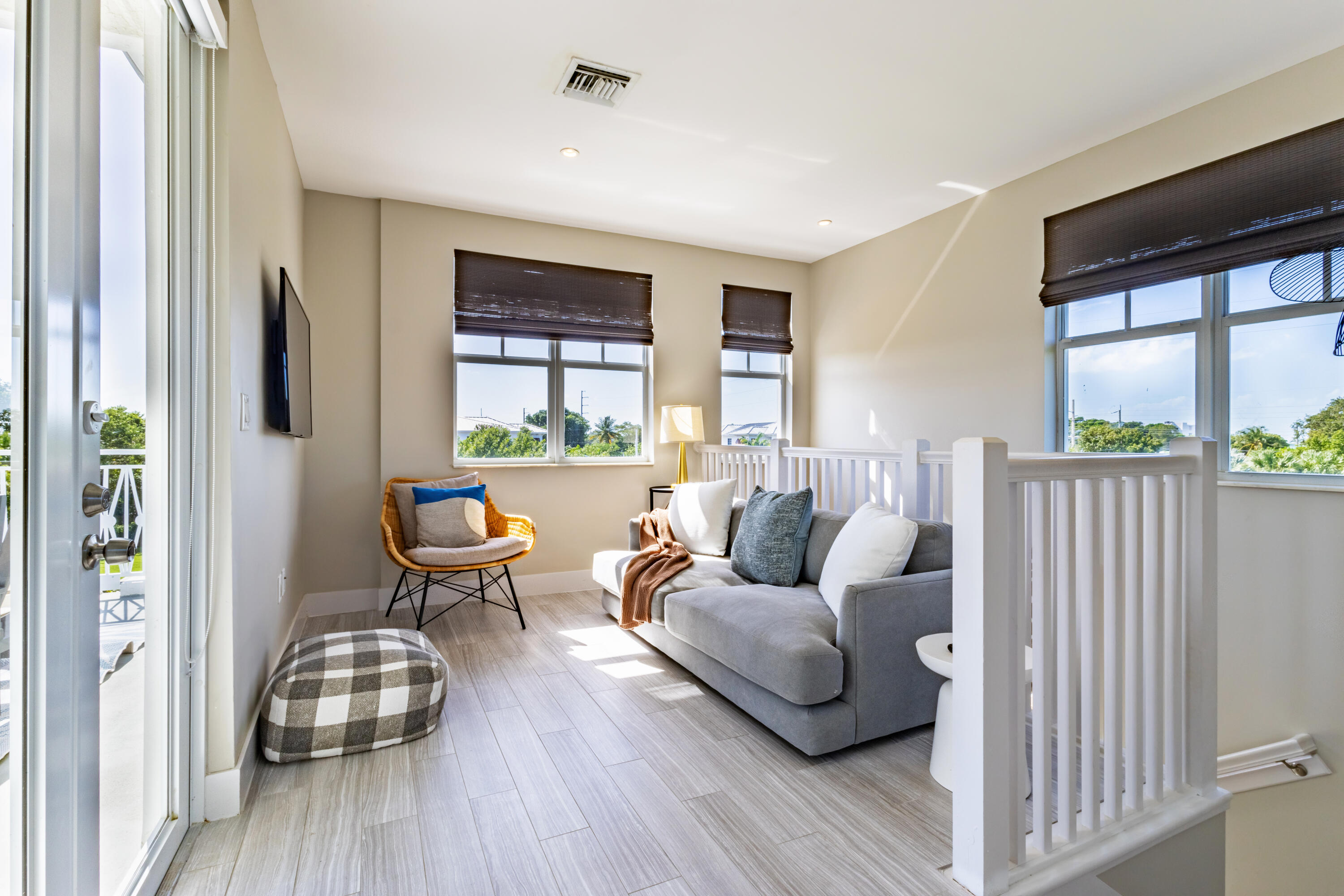 19 W Playa Largo Boulevard