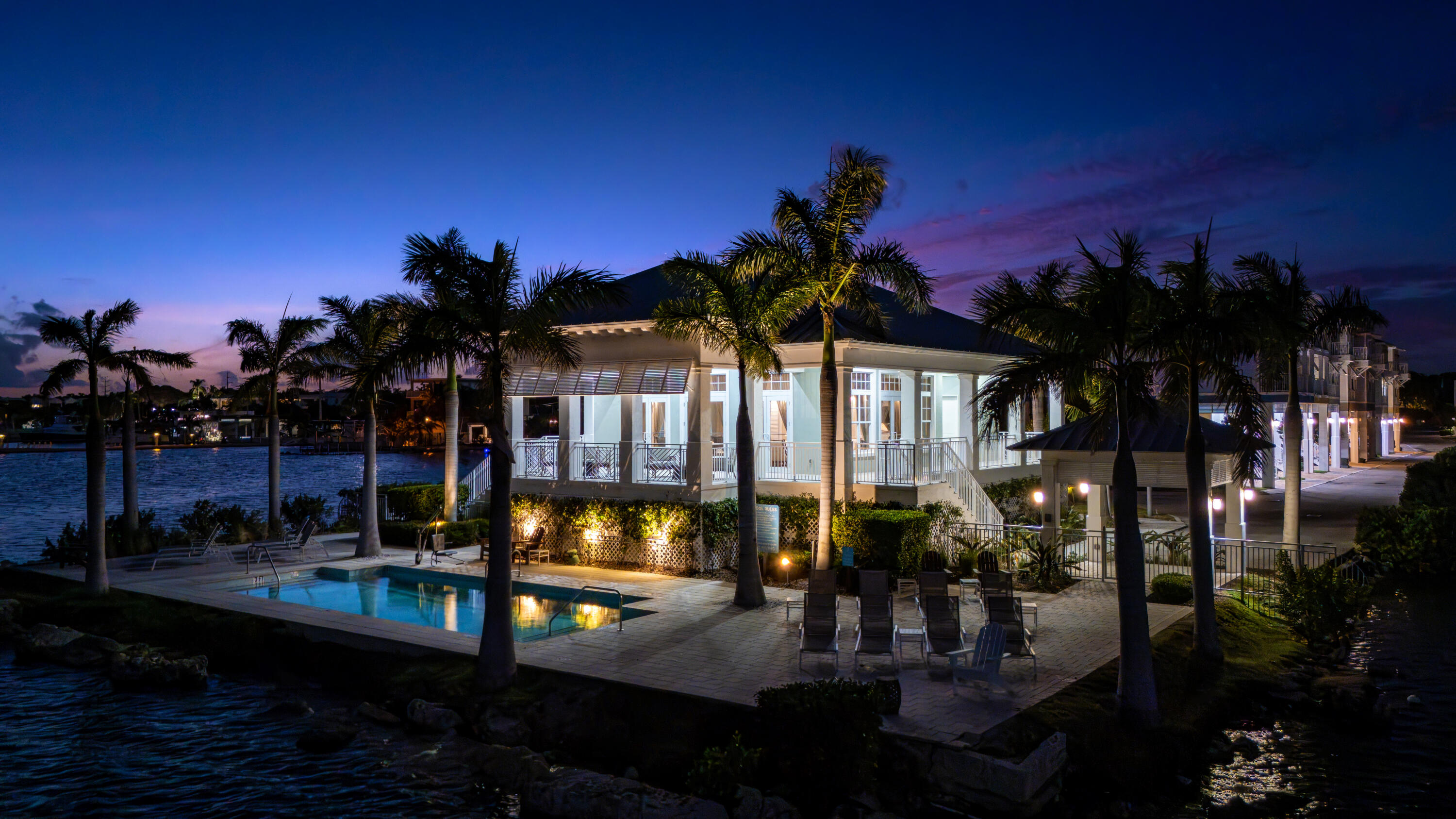 19 W Playa Largo Boulevard