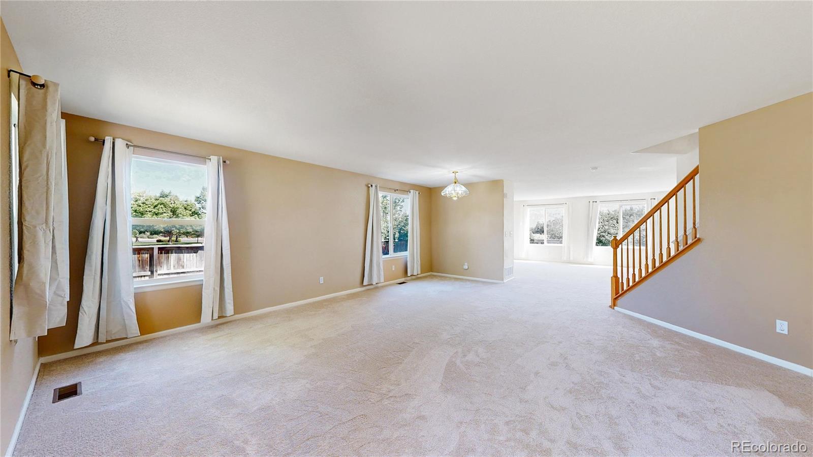 3810 E 92nd Place