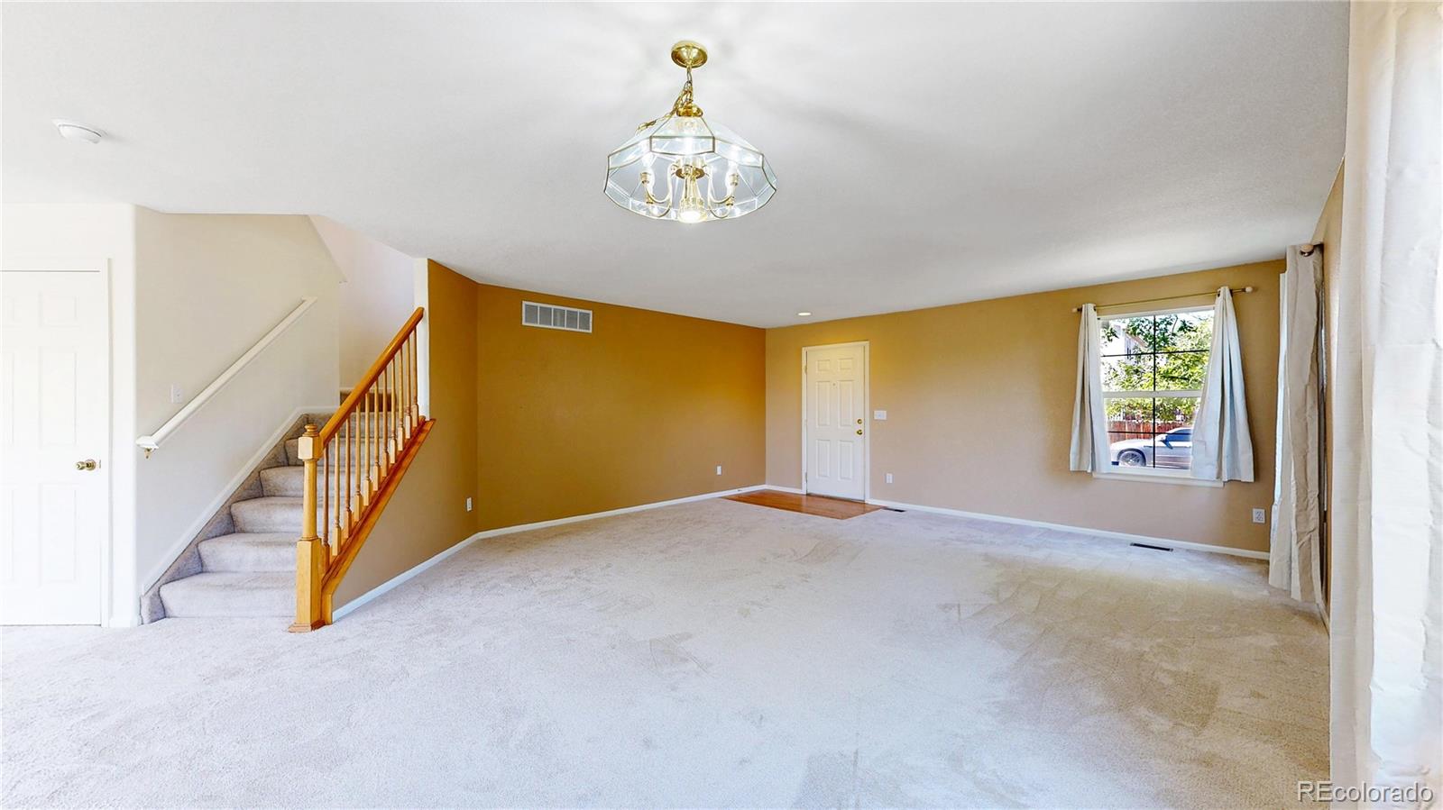 3810 E 92nd Place