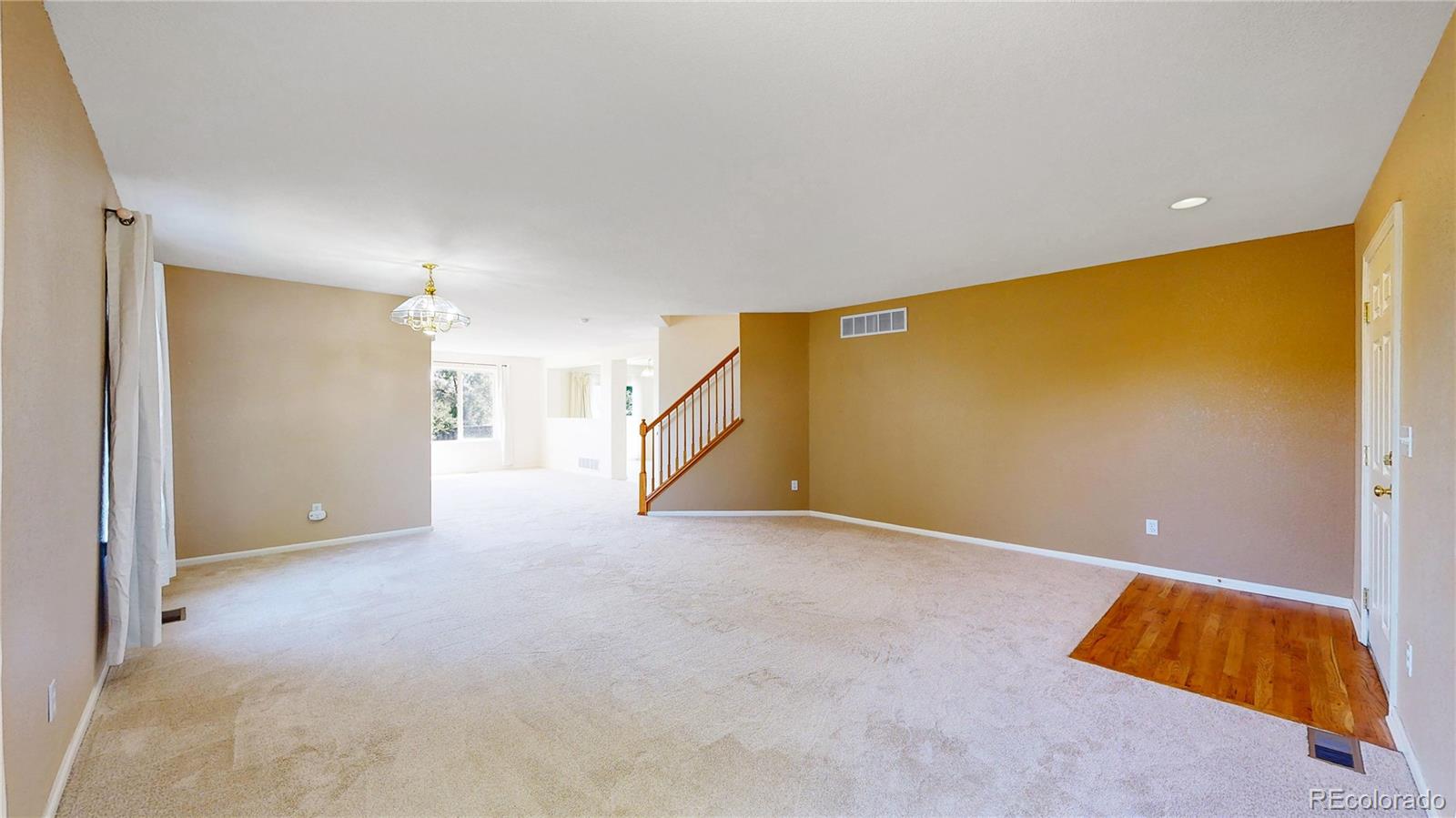 3810 E 92nd Place