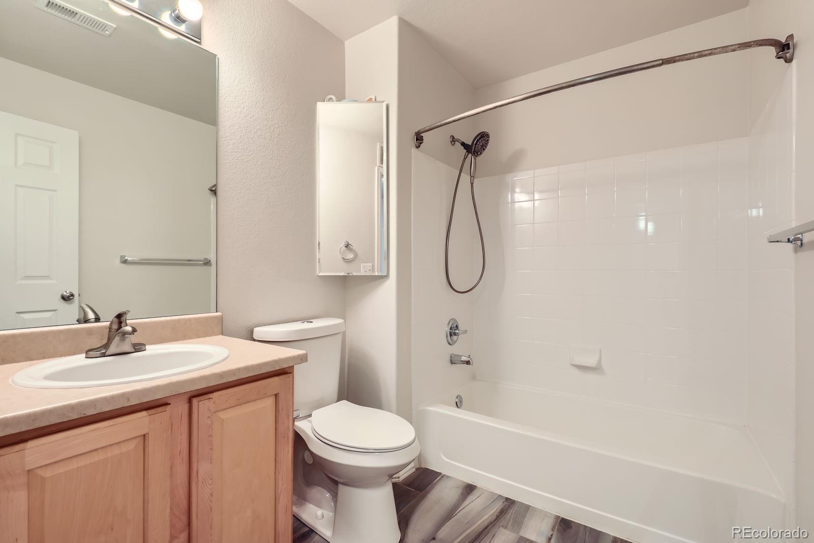 5255 Memphis Street Unit: 224