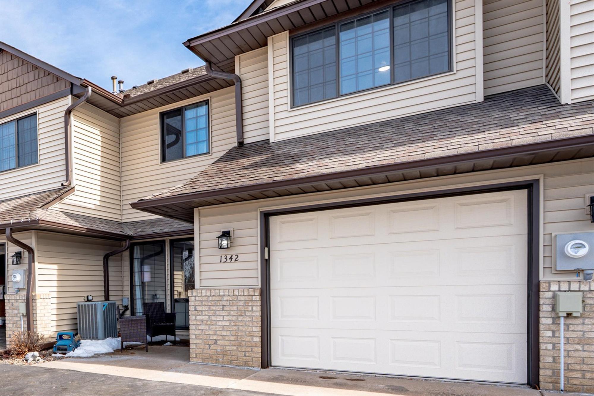 1342 Cottage Drive