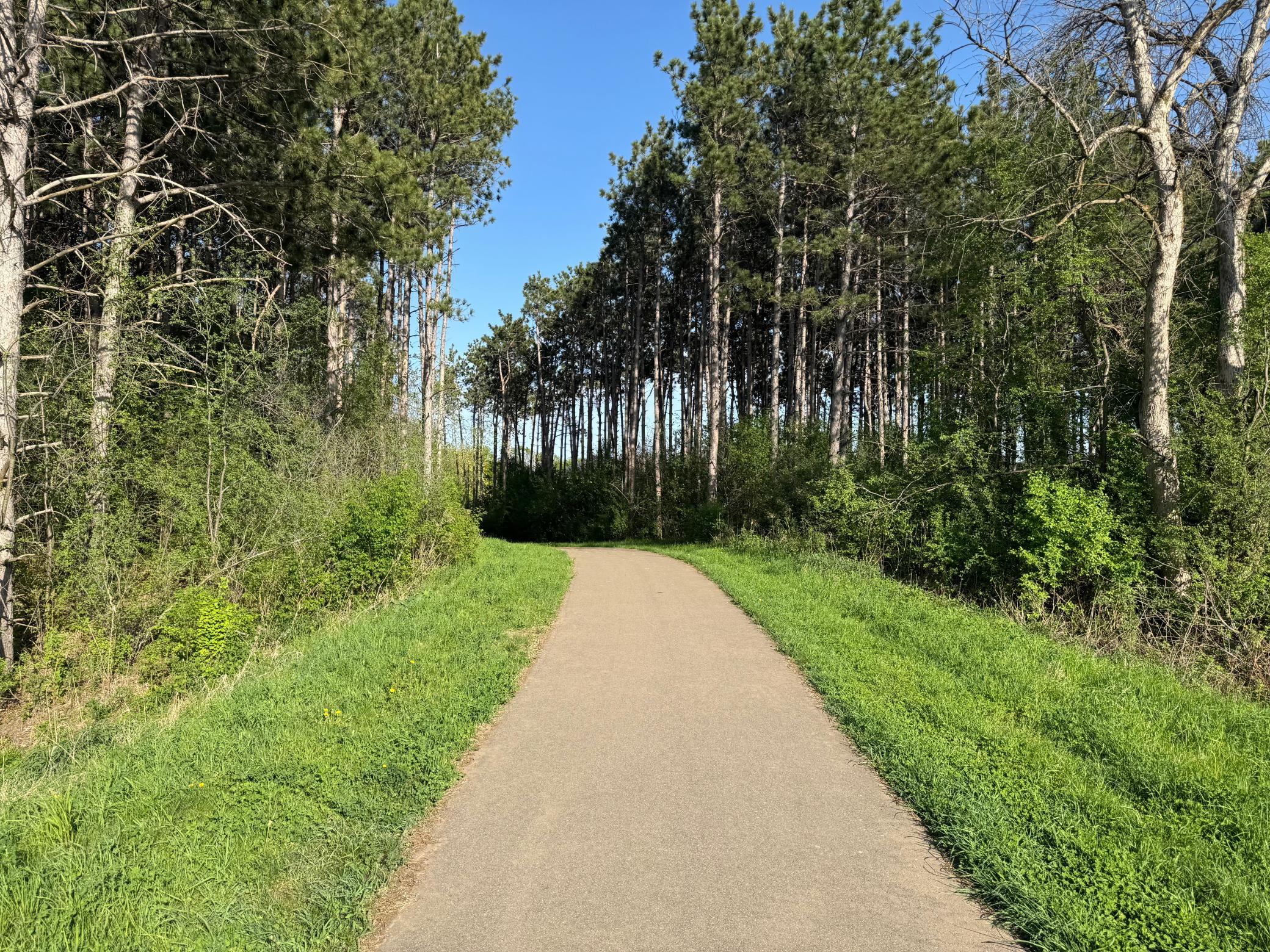 6259 Highland Hills Lane S