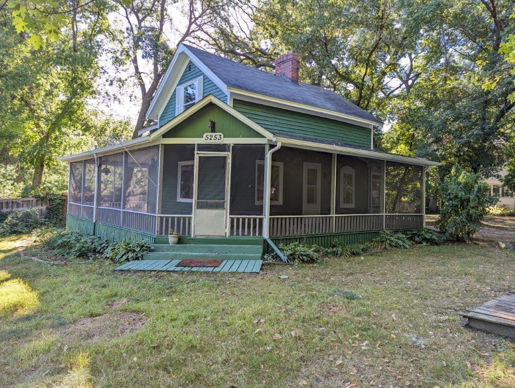 5253 W Bald Eagle Boulevard