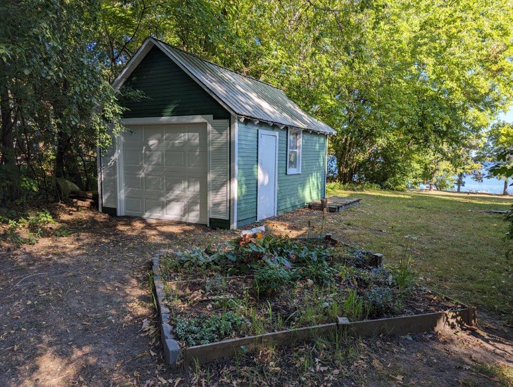 5253 W Bald Eagle Boulevard