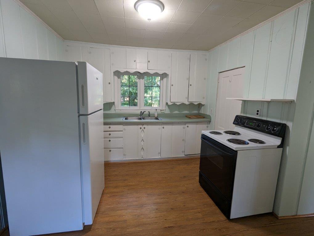 5253 W Bald Eagle Boulevard