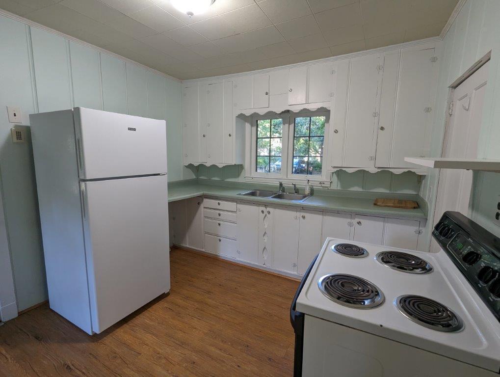 5253 W Bald Eagle Boulevard