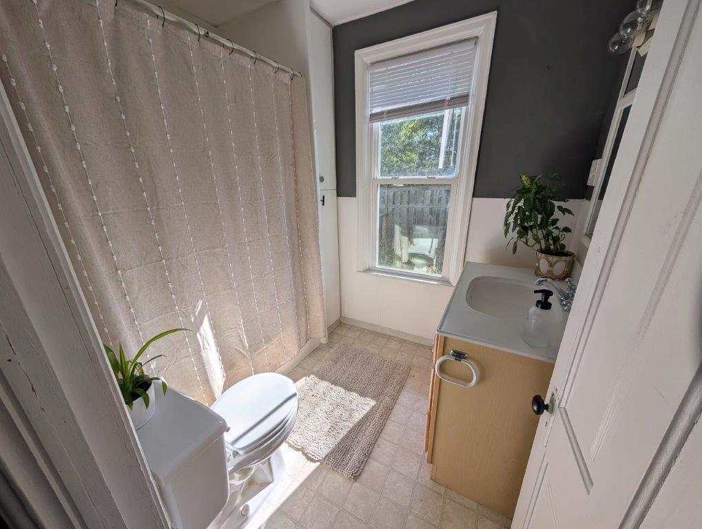 5253 W Bald Eagle Boulevard