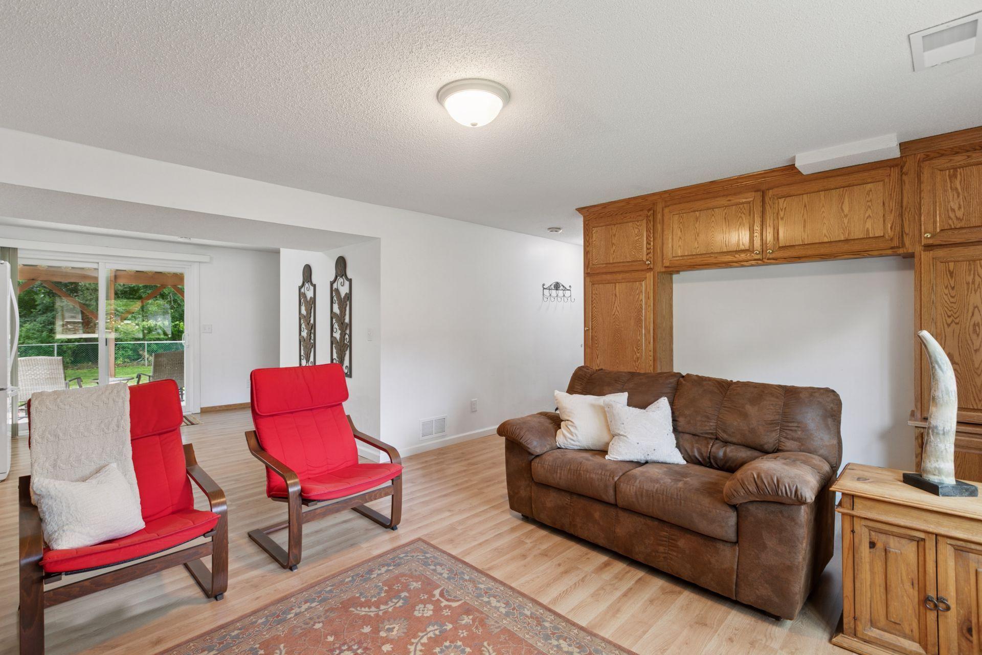 6250 Stinson Boulevard