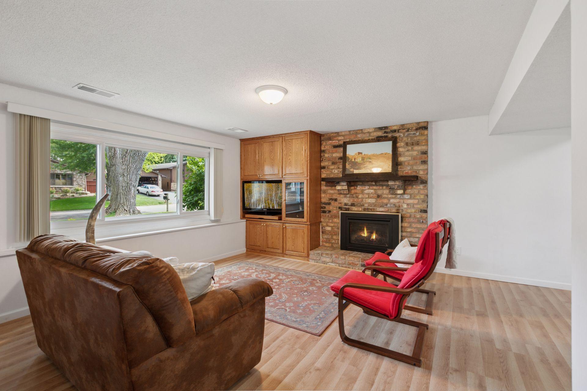 6250 Stinson Boulevard