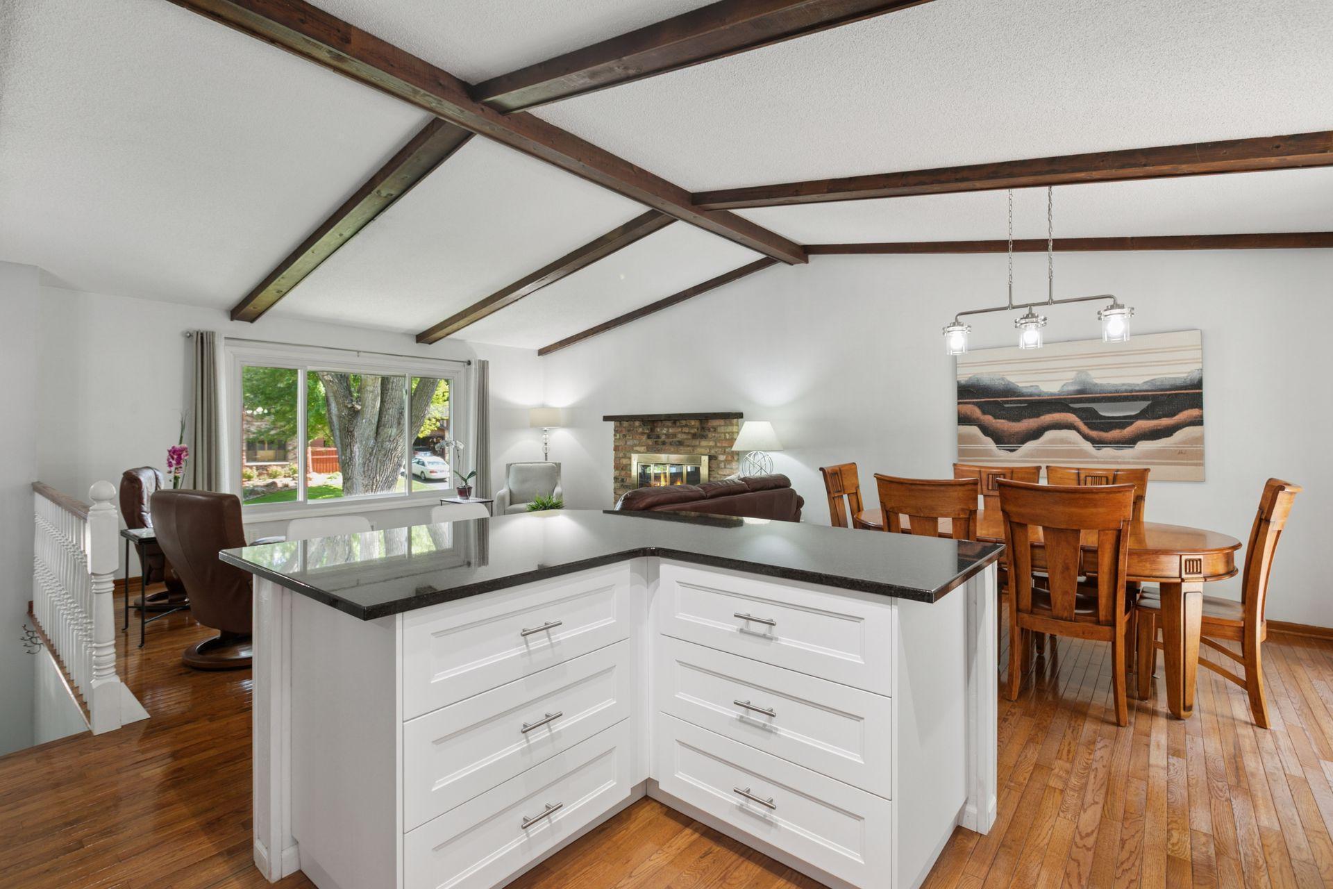 6250 Stinson Boulevard