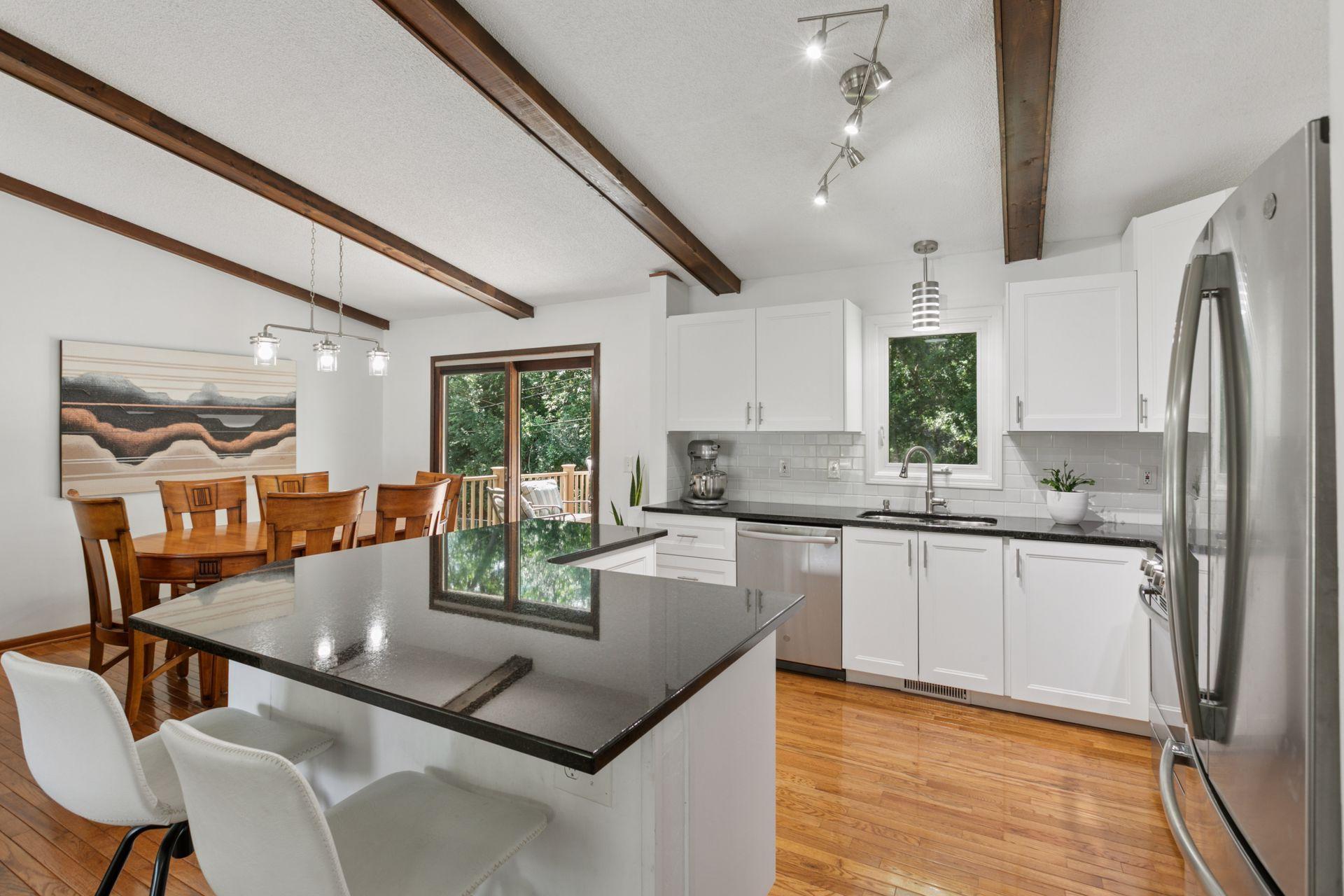 6250 Stinson Boulevard