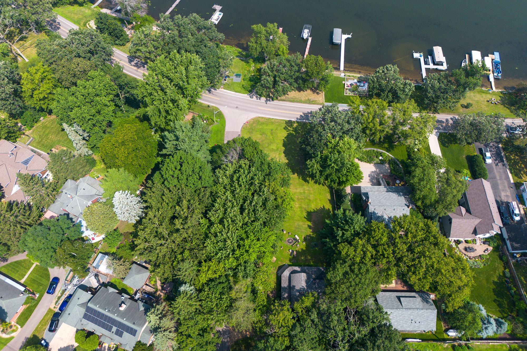 5255 W Bald Eagle Boulevard