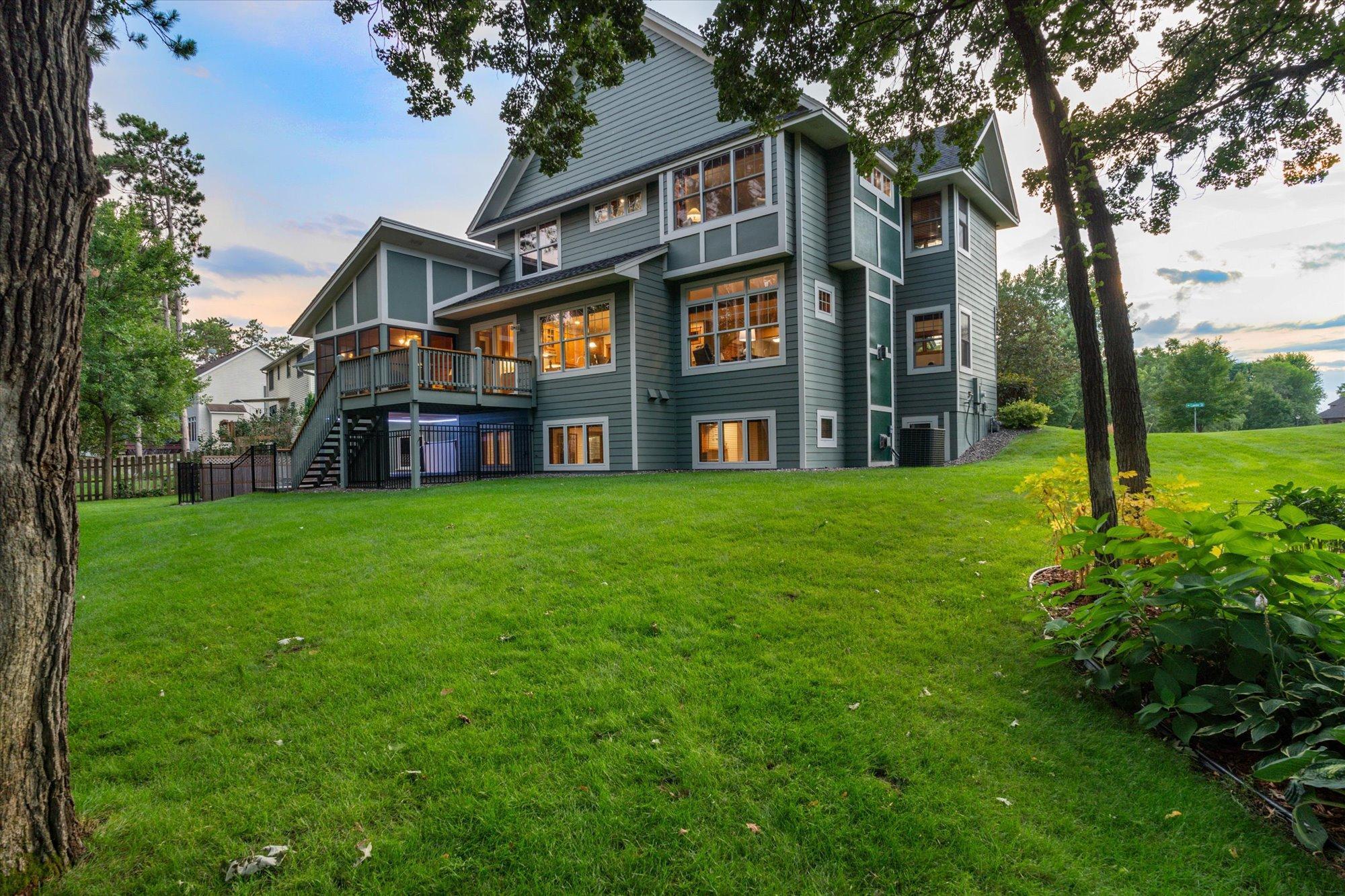 18647 Lander Street NW