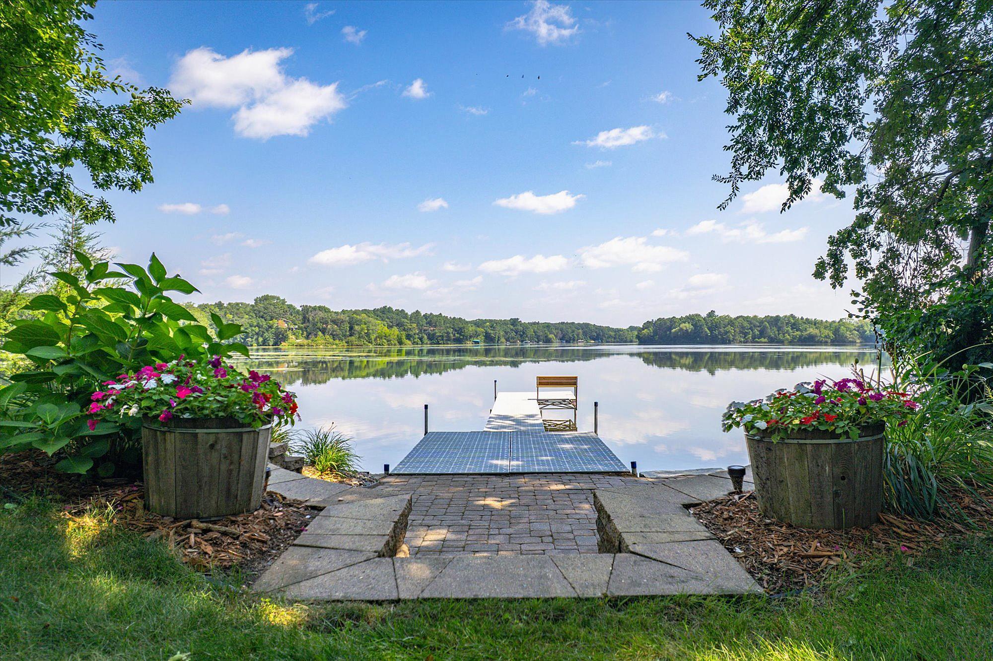 18647 Lander Street NW