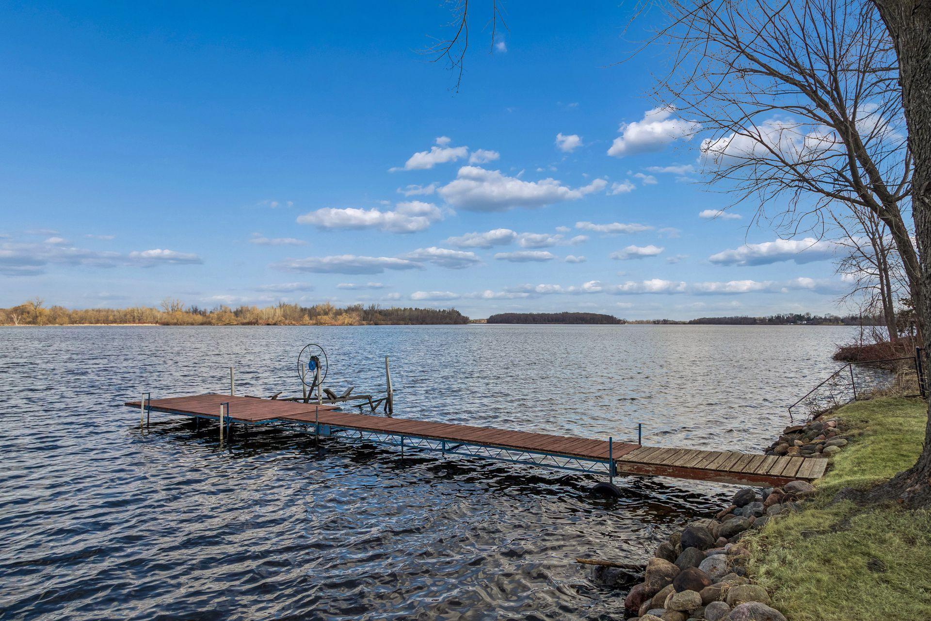 1545 Peltier Lake Drive