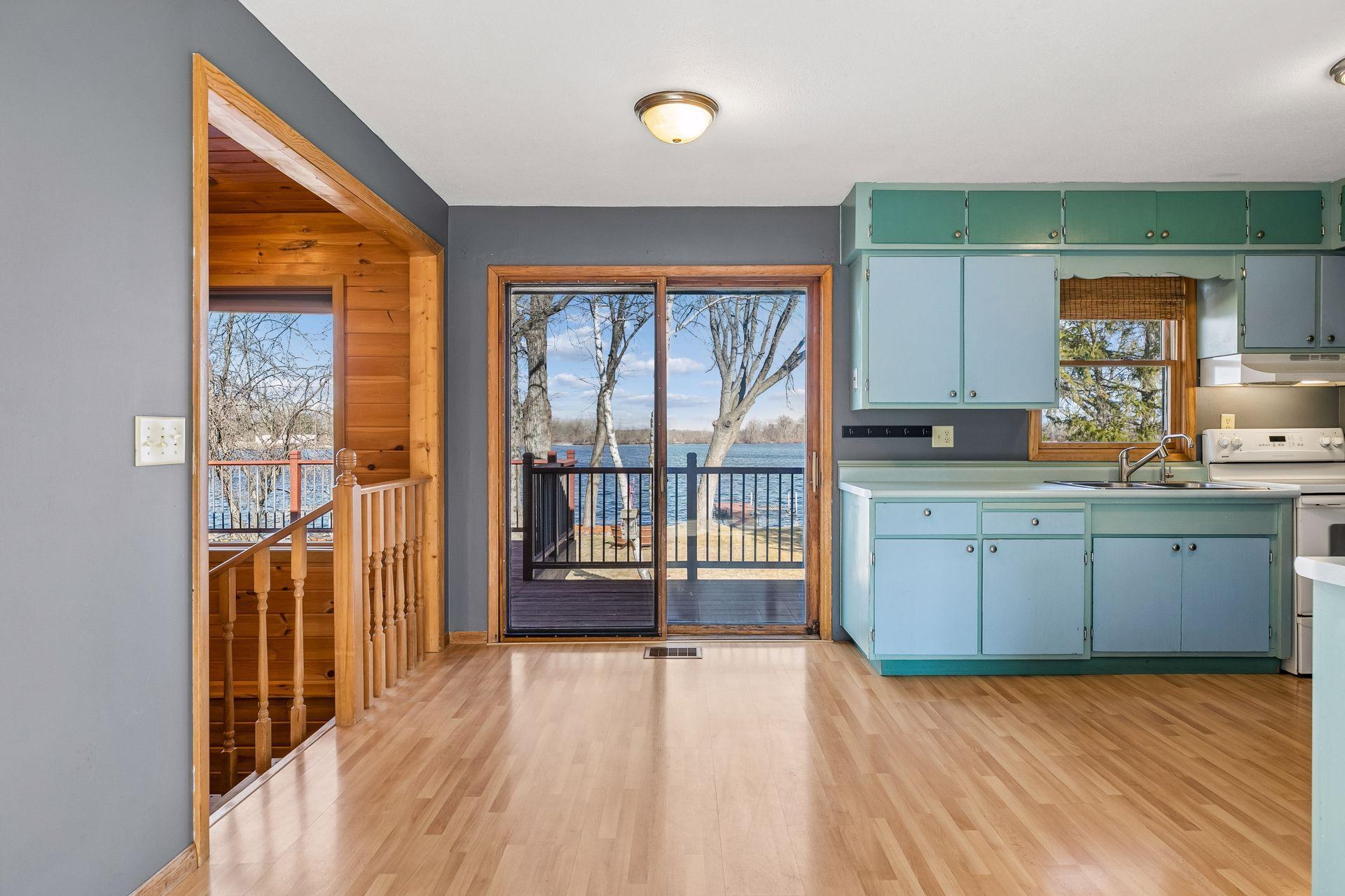 1545 Peltier Lake Drive