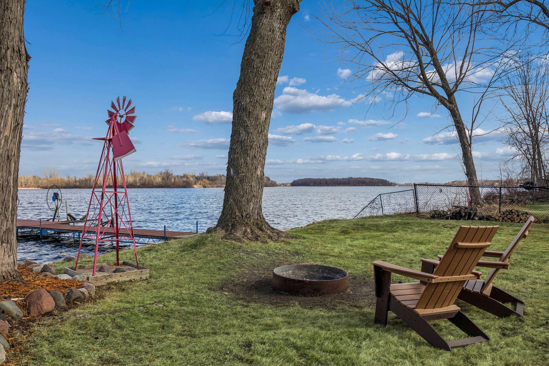 1545 Peltier Lake Drive