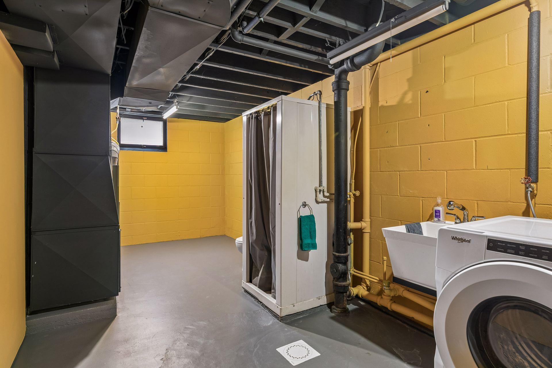 1545 Peltier Lake Drive