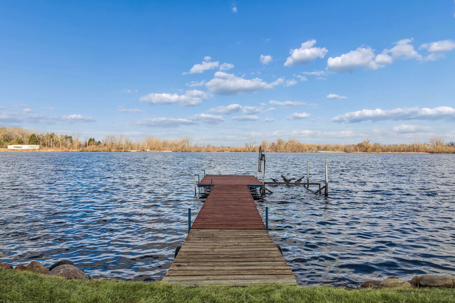 1545 Peltier Lake Drive