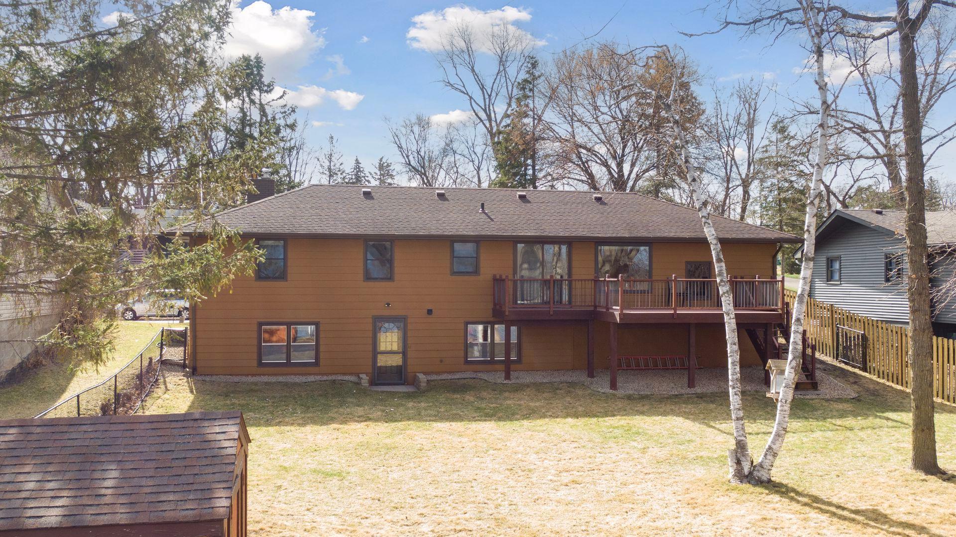 1545 Peltier Lake Drive