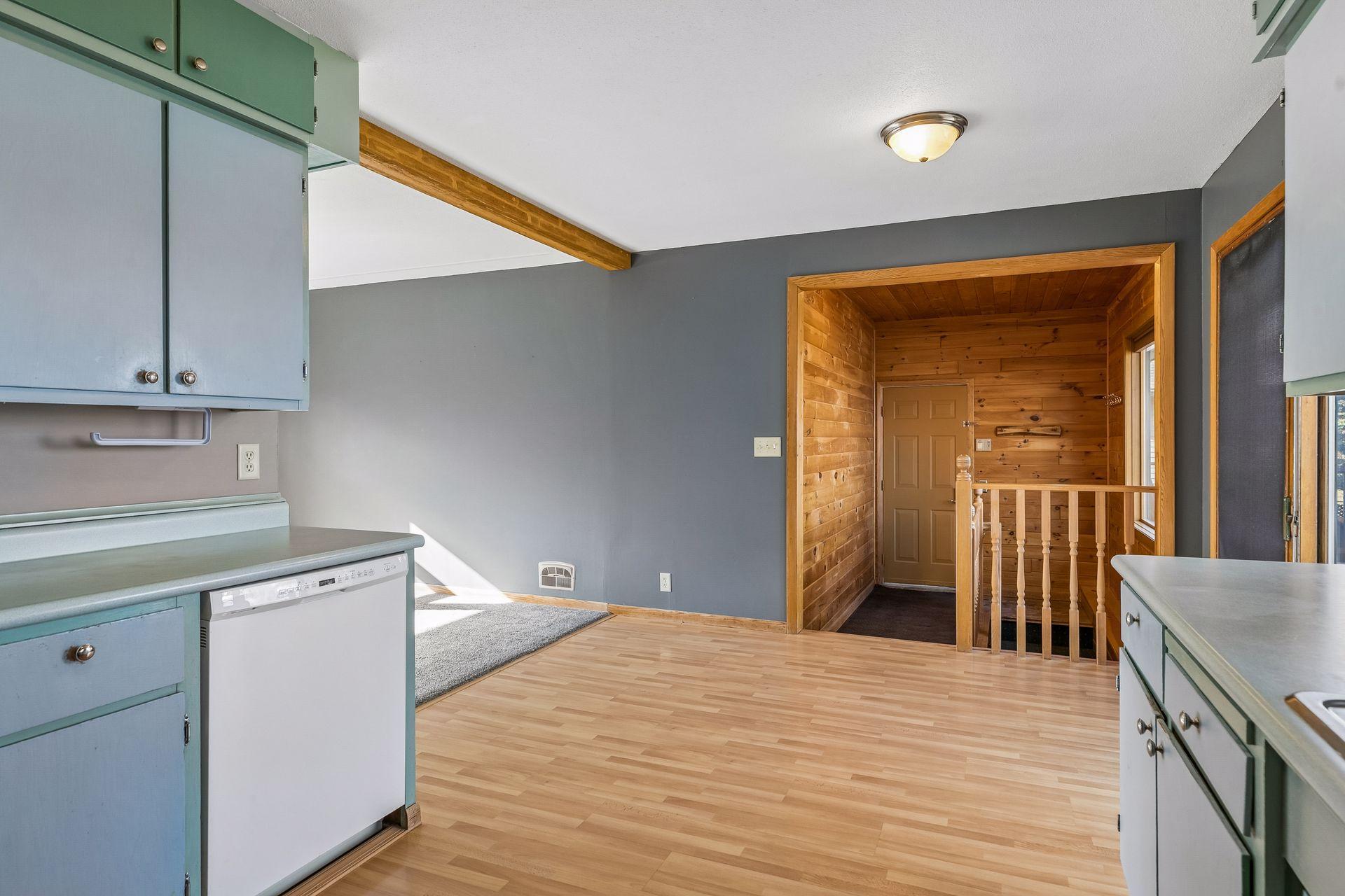 1545 Peltier Lake Drive