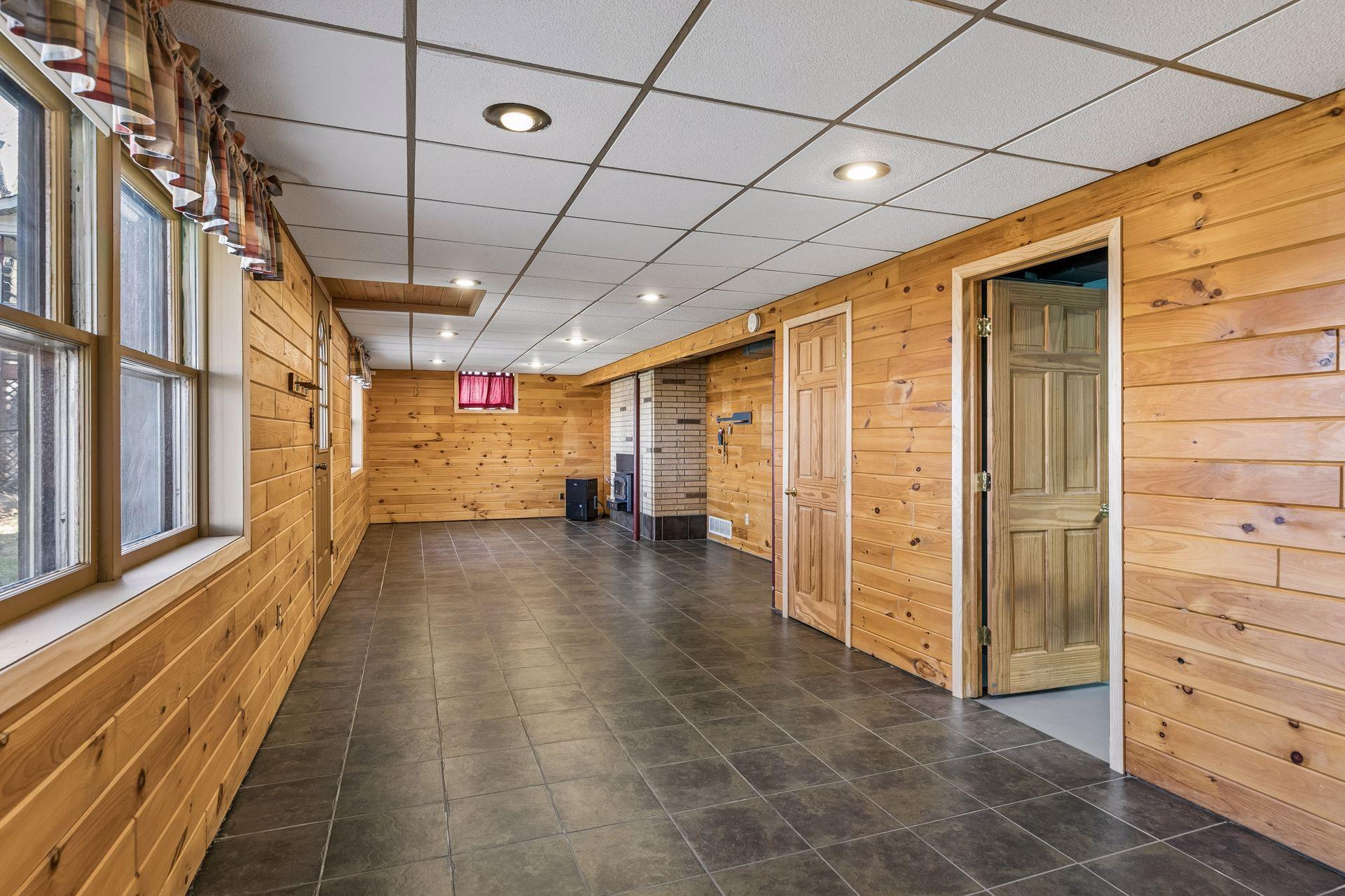 1545 Peltier Lake Drive