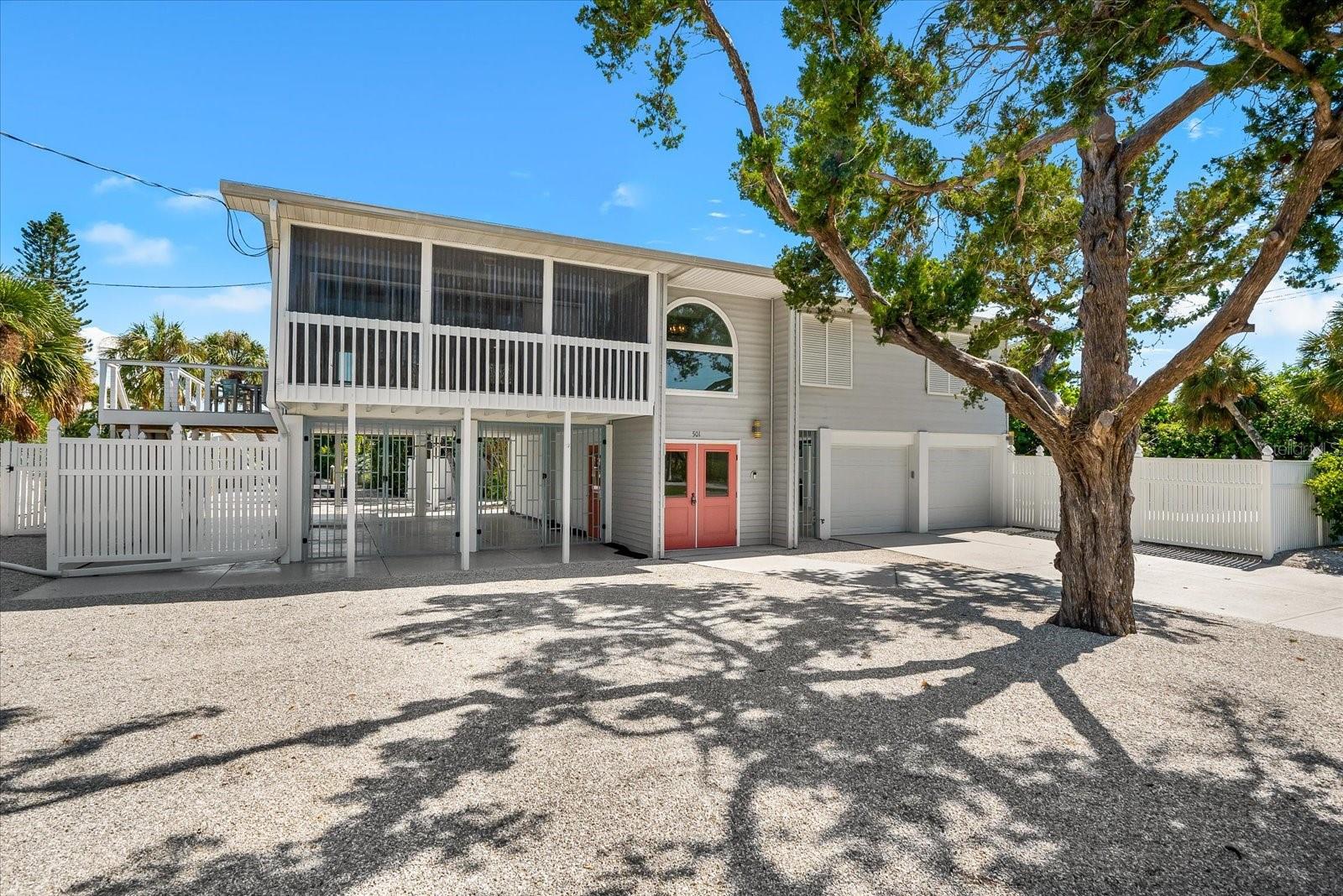 501 KEY ROYALE DR