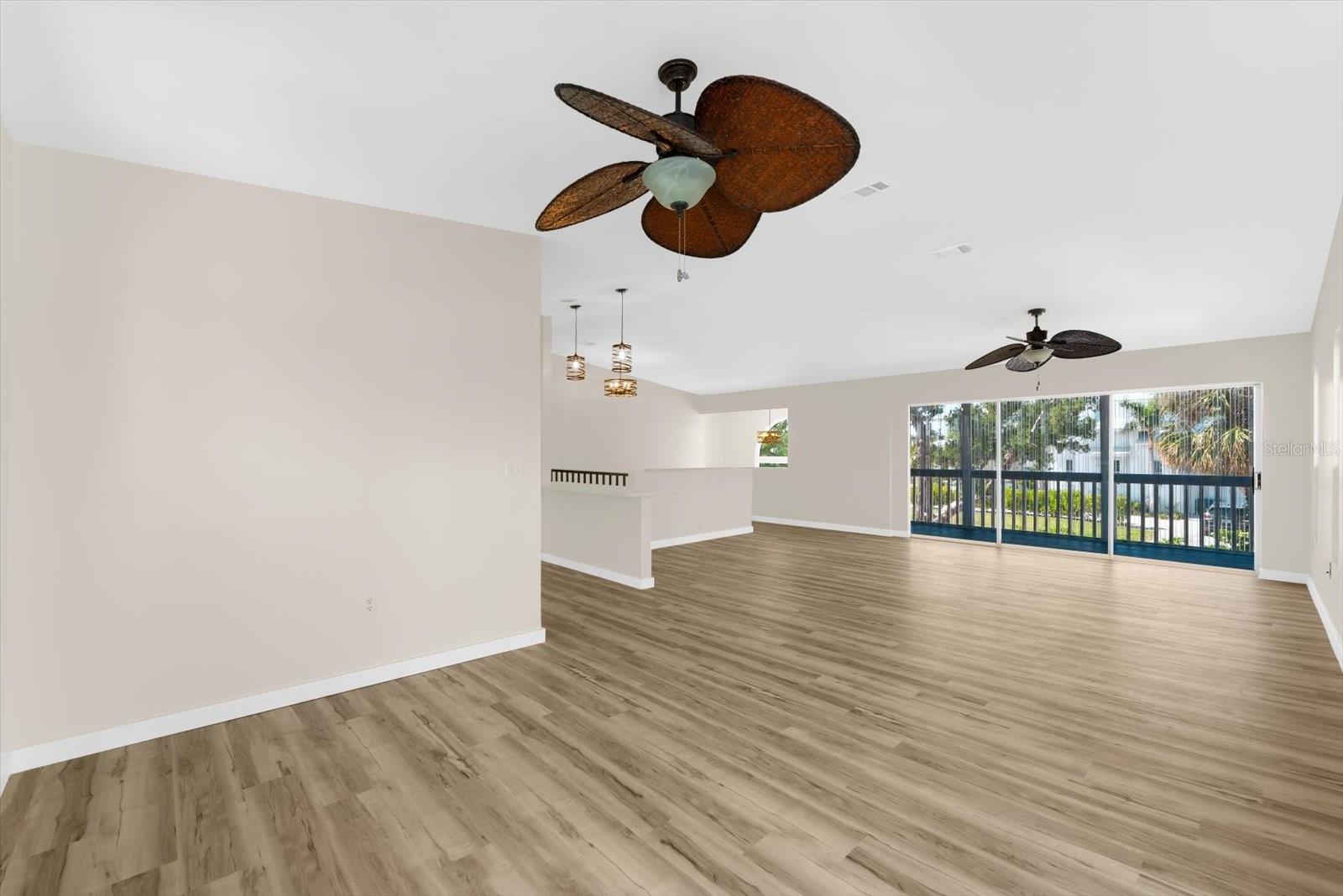 501 KEY ROYALE DR