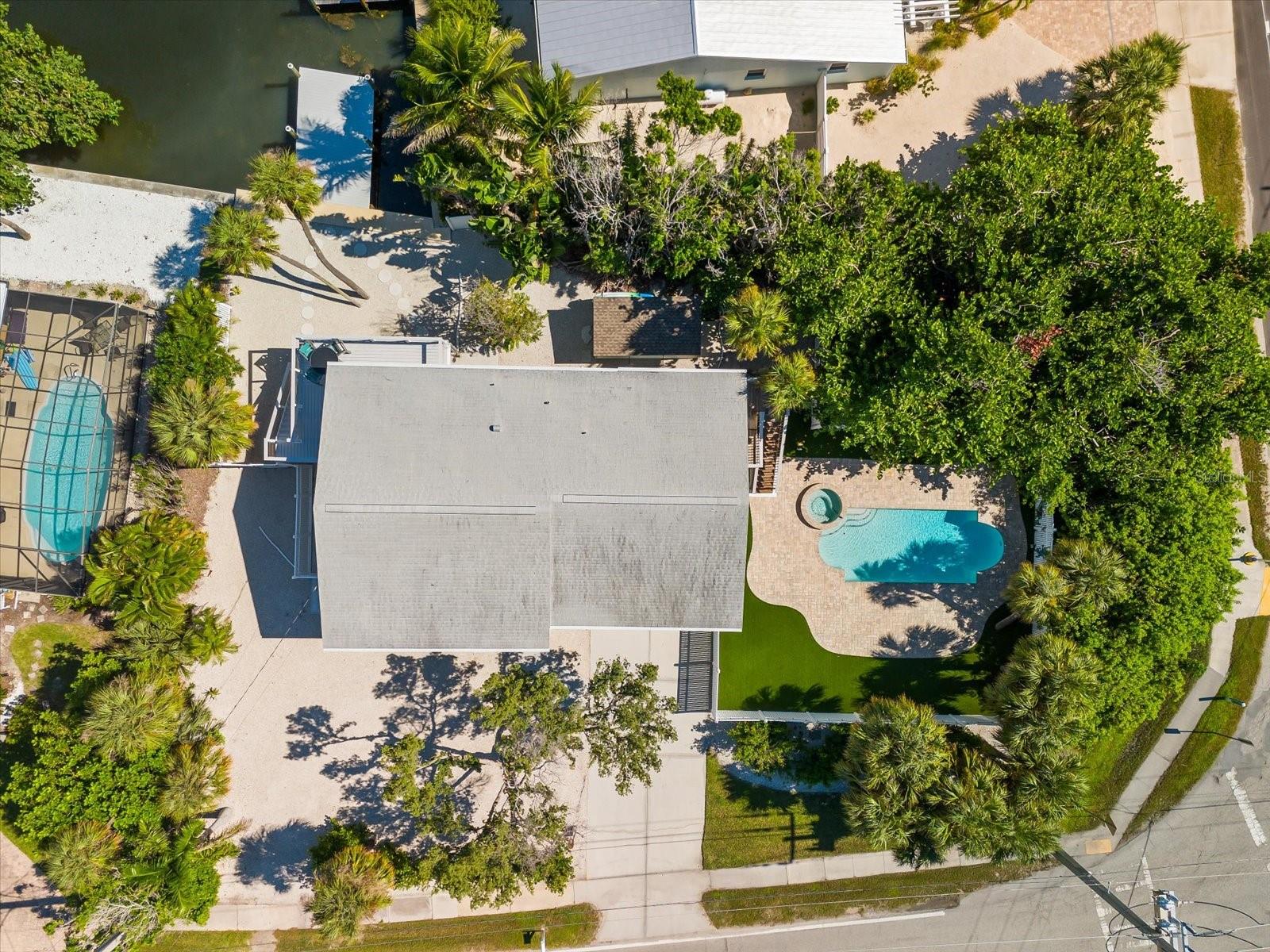 501 KEY ROYALE DR