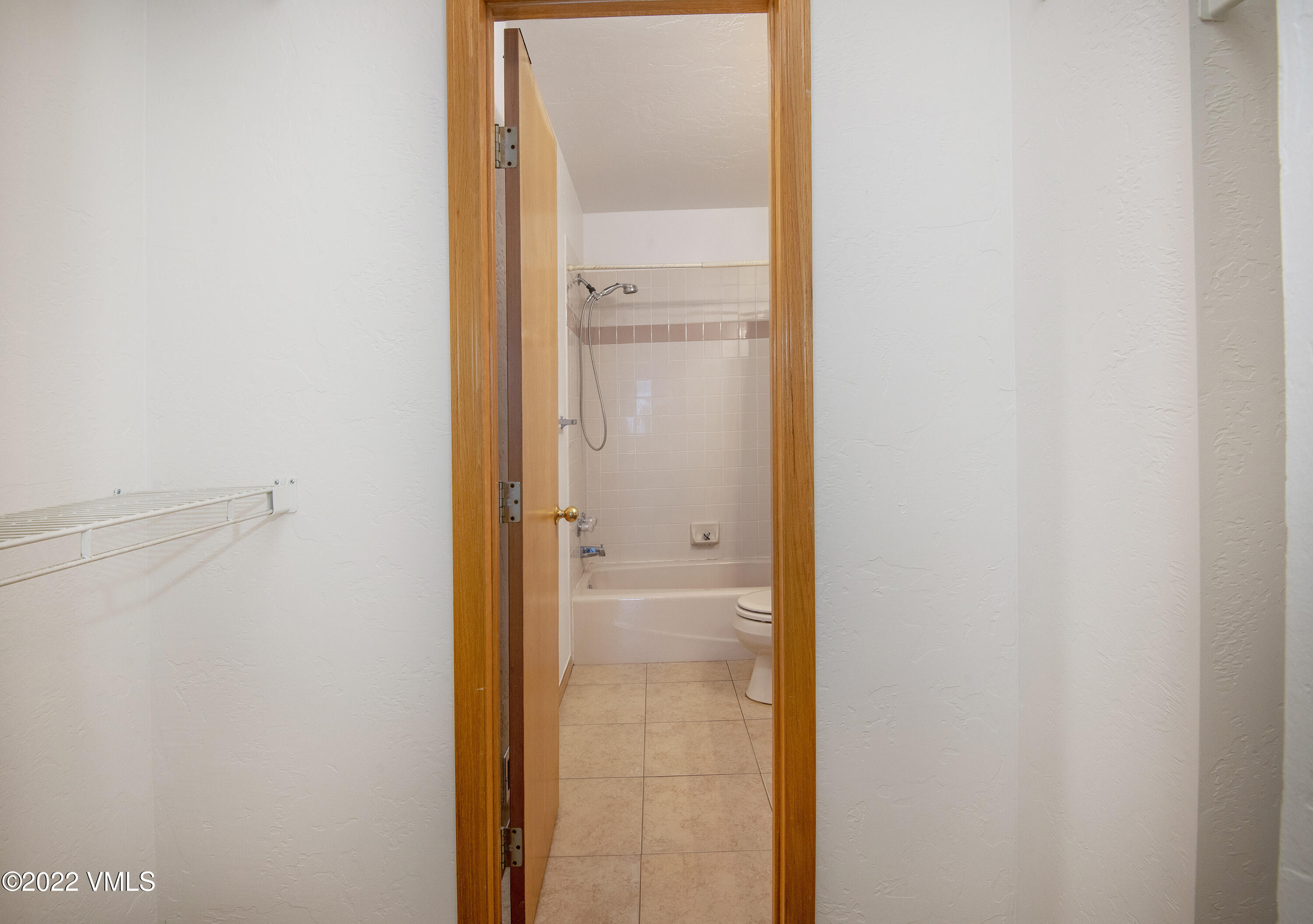 1000 Homestead Drive, 17