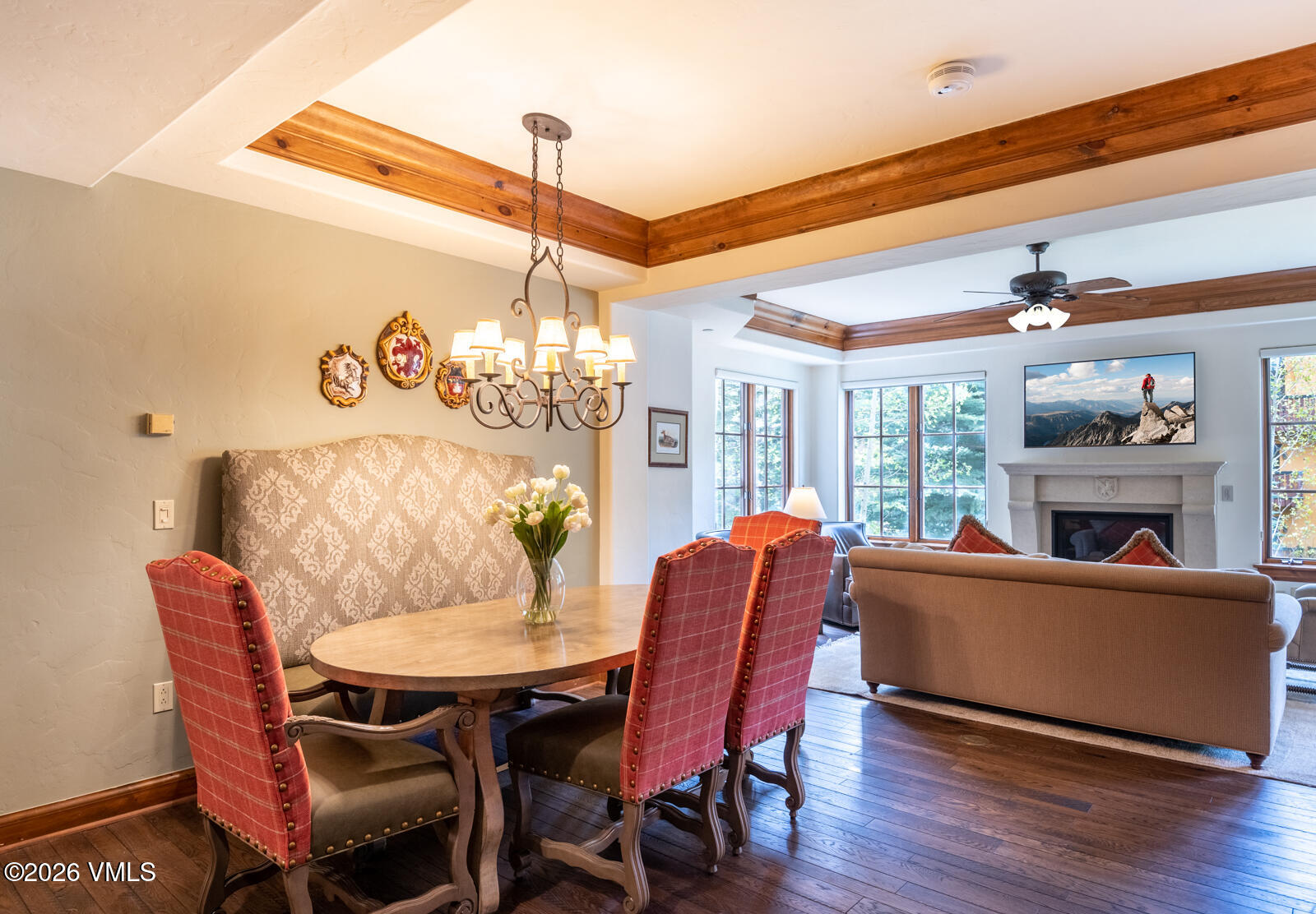 242 E Meadow Drive # 304